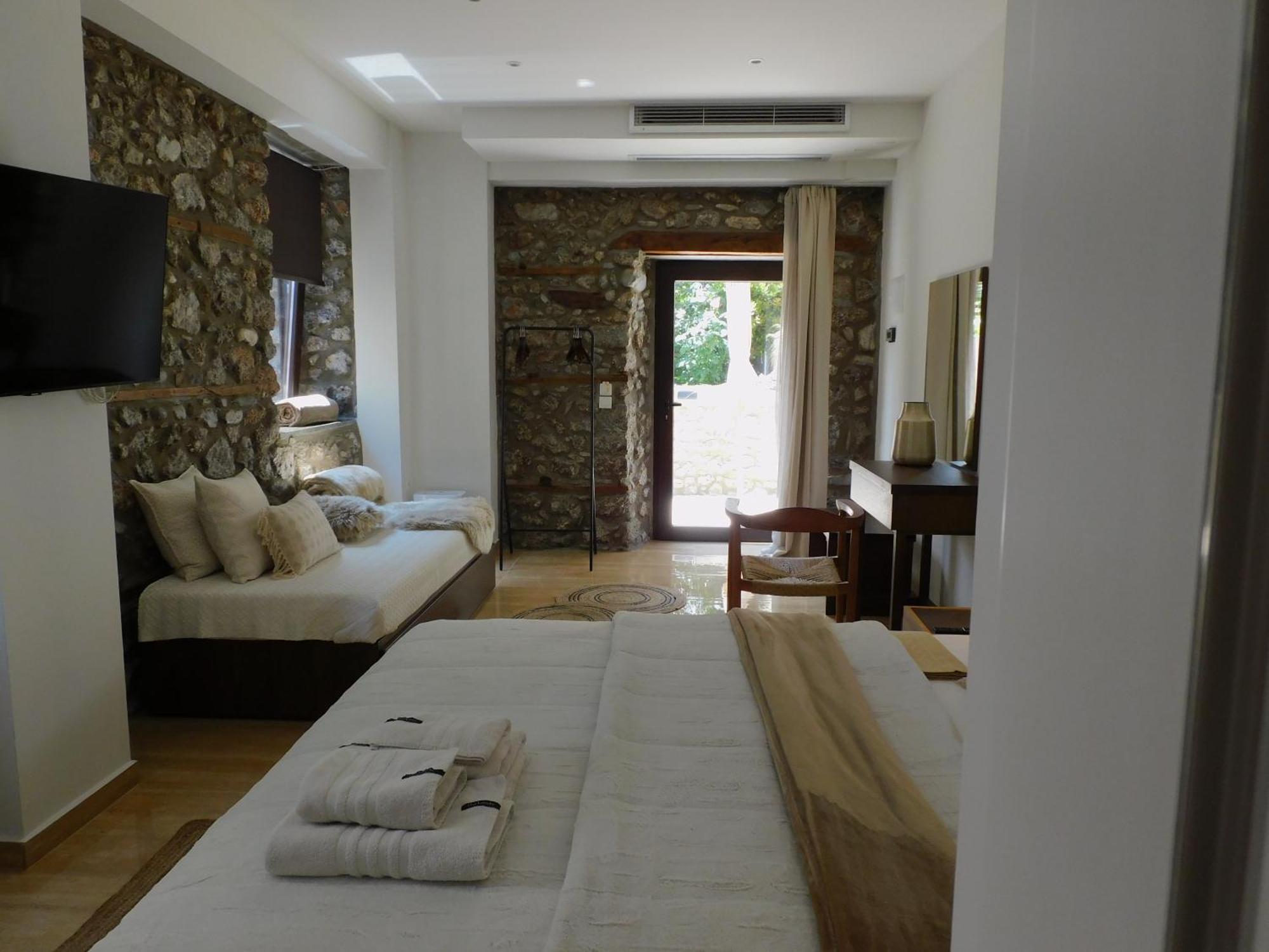 Olympus Stone Lodge Litochoron Bagian luar foto